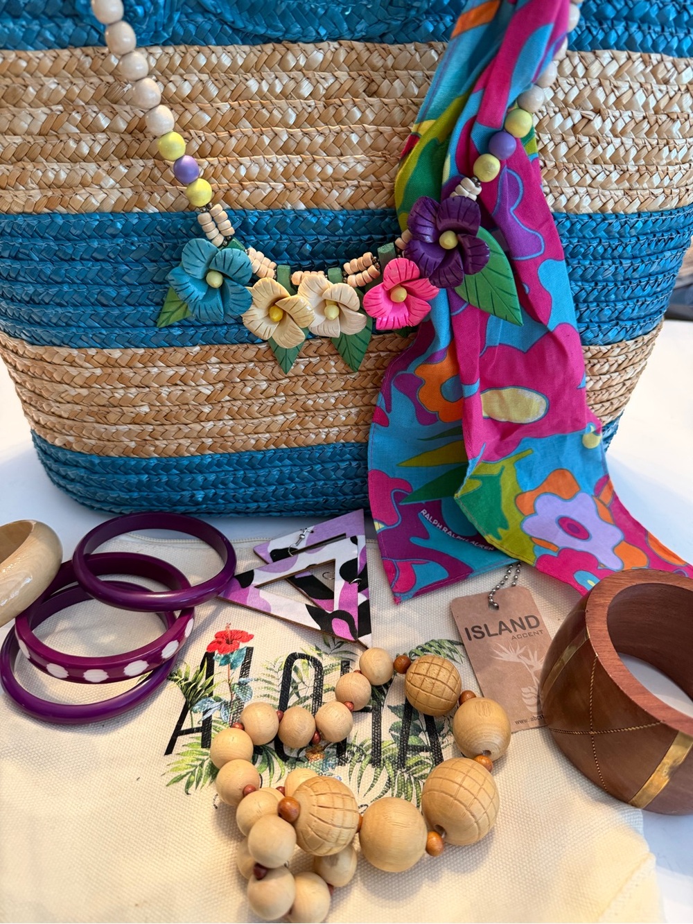 Ralph Lauren Tropical Cruise Vacay Bundle – Straw Bag, Vintage Wood Jewelry 🌺